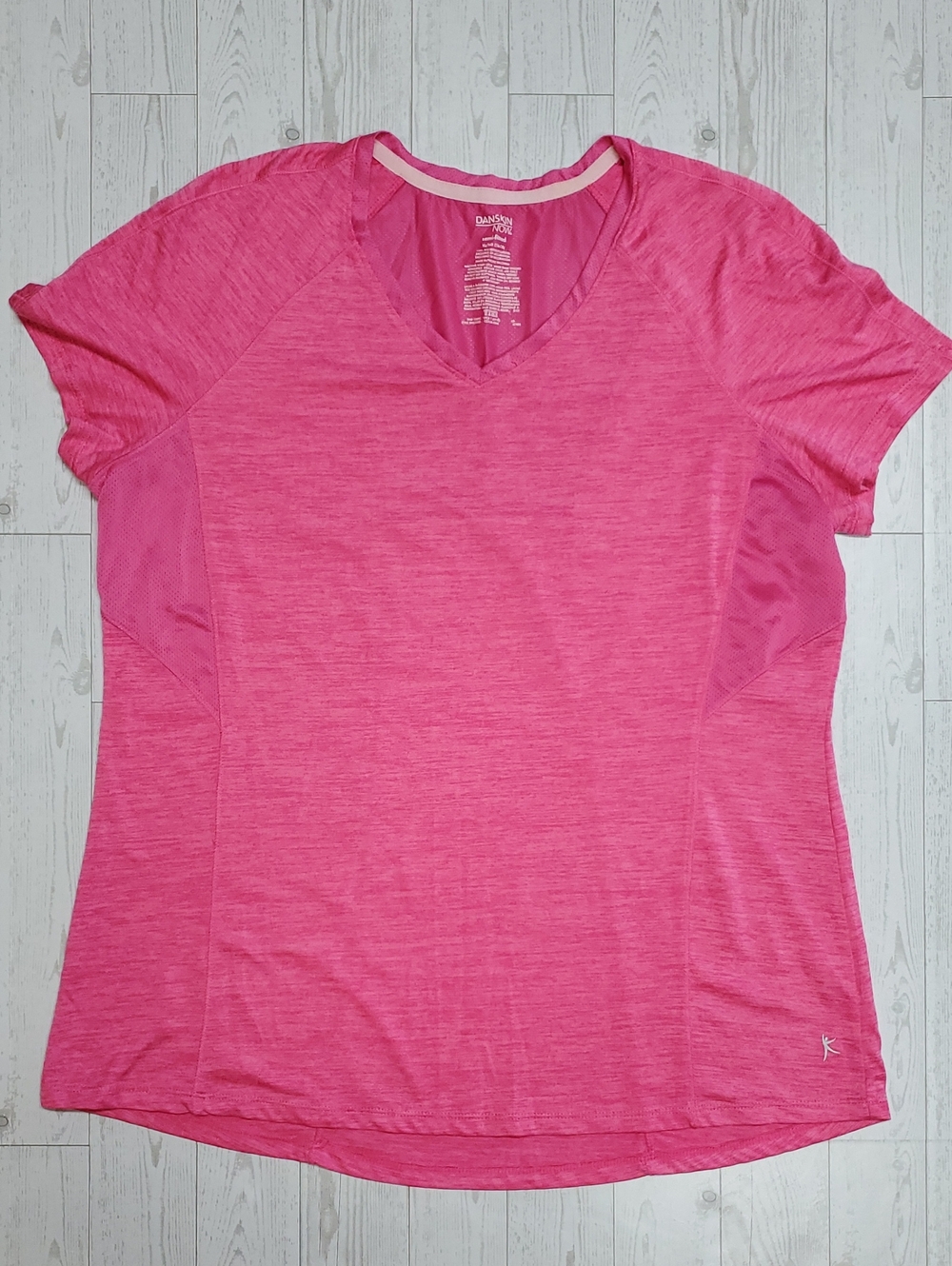 Danskin Pink V-Neck Short Sleeve Top Women's XL